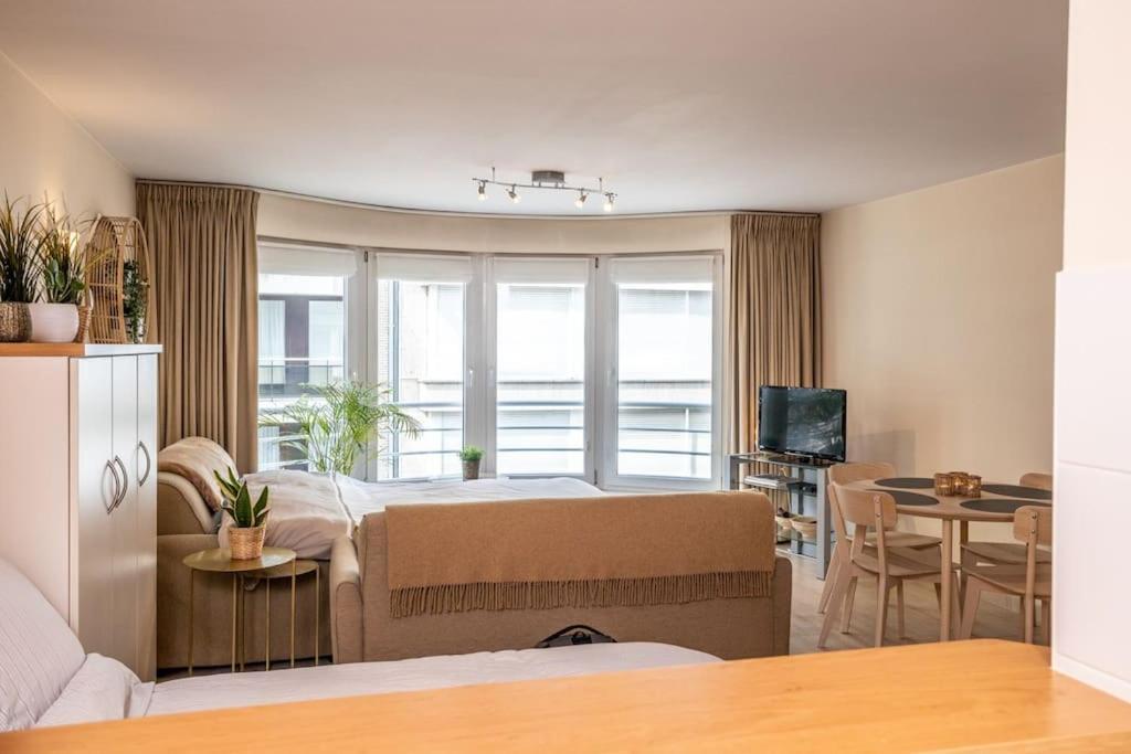Top Studio Knokke Bij Zeedijk! エクステリア 写真